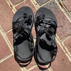 Women’s size 7 Chacos